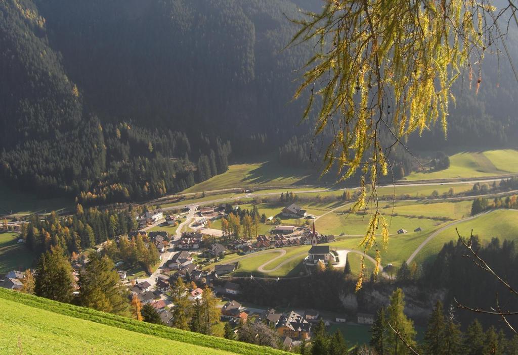 Appartements Haus Bachmann San Candido Luaran gambar