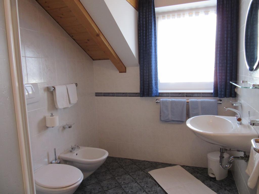 Appartements Haus Bachmann San Candido Luaran gambar